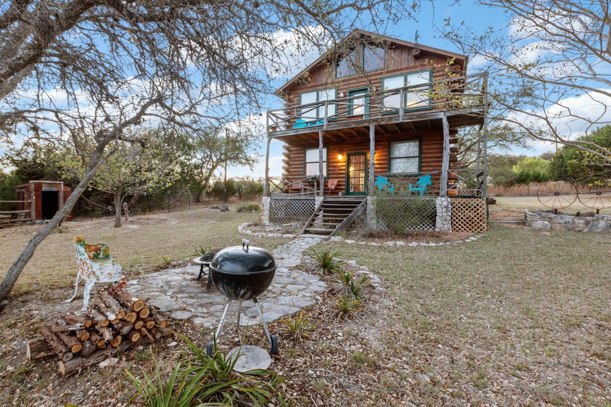 Mighty Oak Log Cabin Fredericksburg Exterior foto