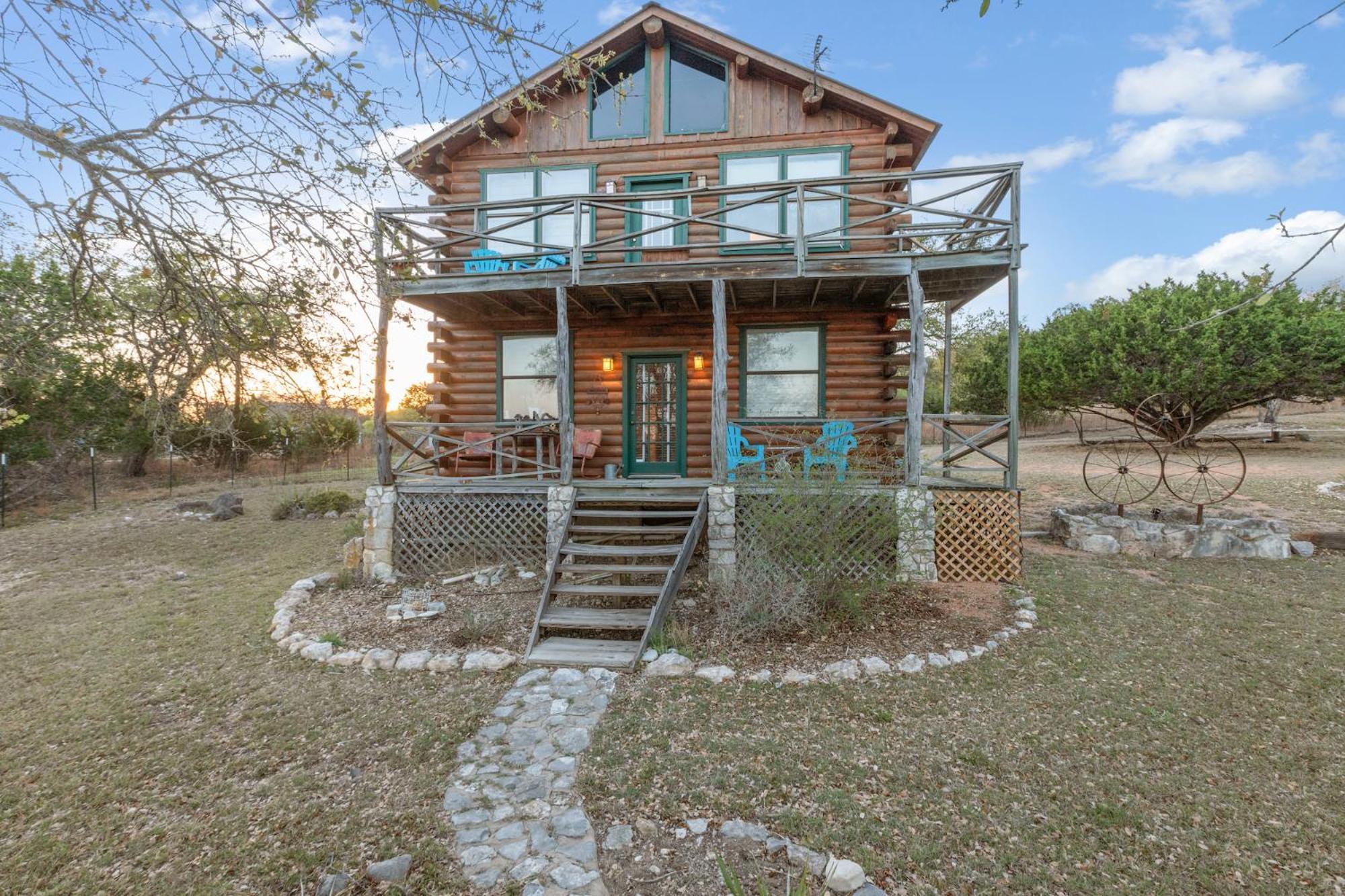 Mighty Oak Log Cabin Fredericksburg Exterior foto