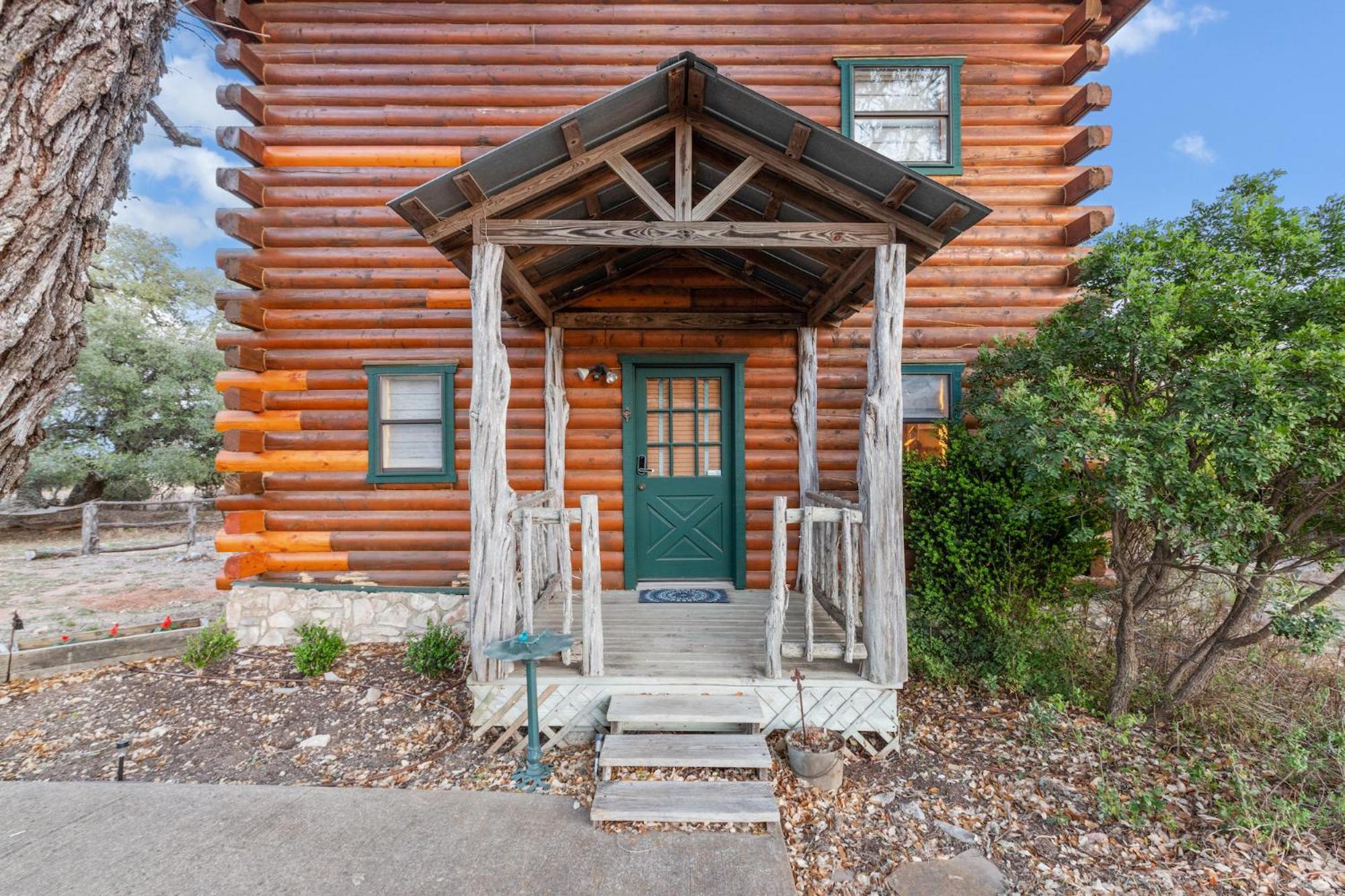 Mighty Oak Log Cabin Fredericksburg Exterior foto